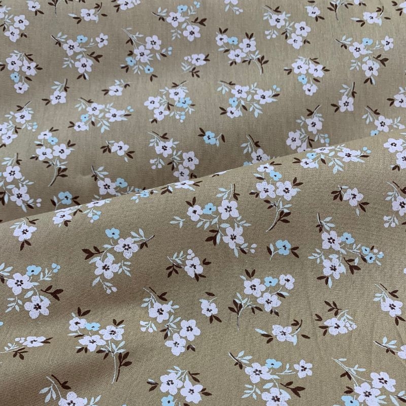 Tricoline estampada florzinha fundo bege escuro  100% algodo