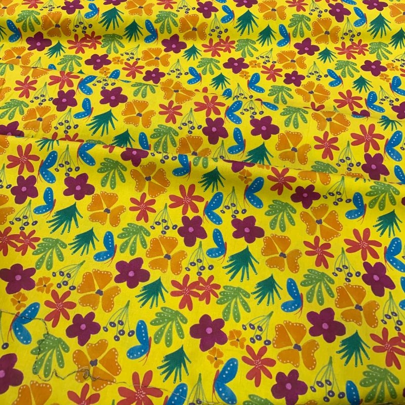 Tricoline flores fundo amarelo 100% algodo