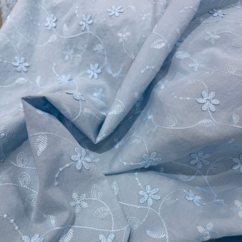 Cotton Bordado Barrado Flor Azul